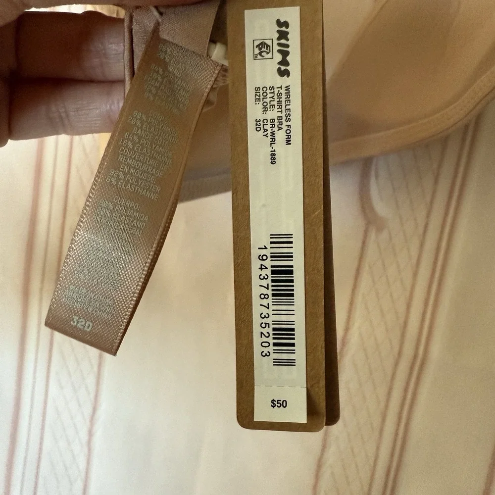 Skims Wireless Form T-Shirt Bra In Clay Size 32D NWT Skims Logo - Picture 5 of 7